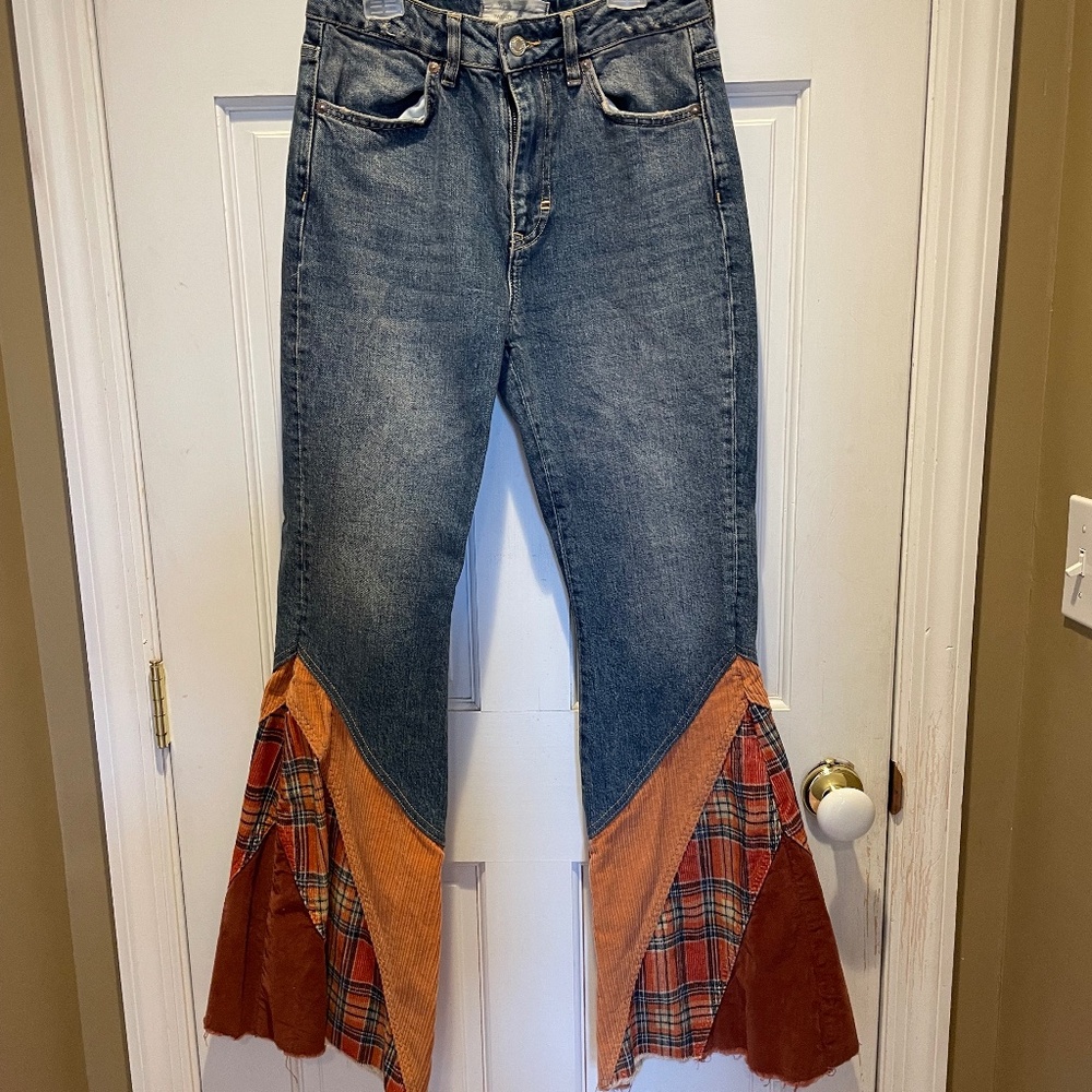 Free people blue jean with corduroy flare bottoms Size 27